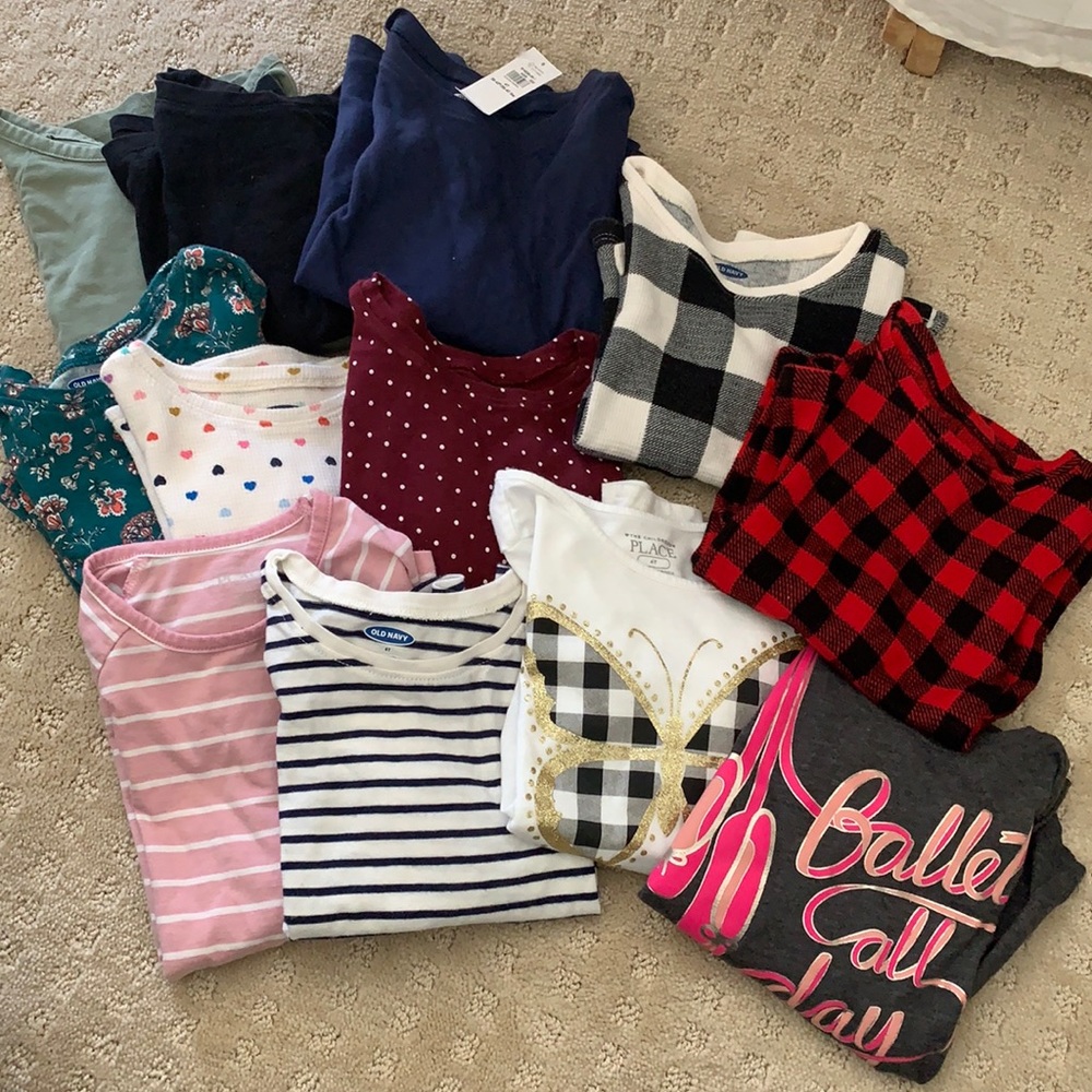 Lot of girls 4T long sleeve T-shirts (12 total)